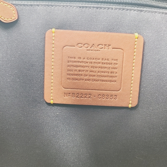COACH Alana Tote - Picture 8 of 11